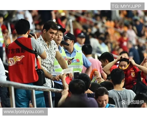 广州网球队在亚运会上的默契配合展现团队精神与竞技实力